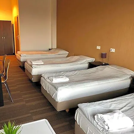 Hostel Hipodrom *